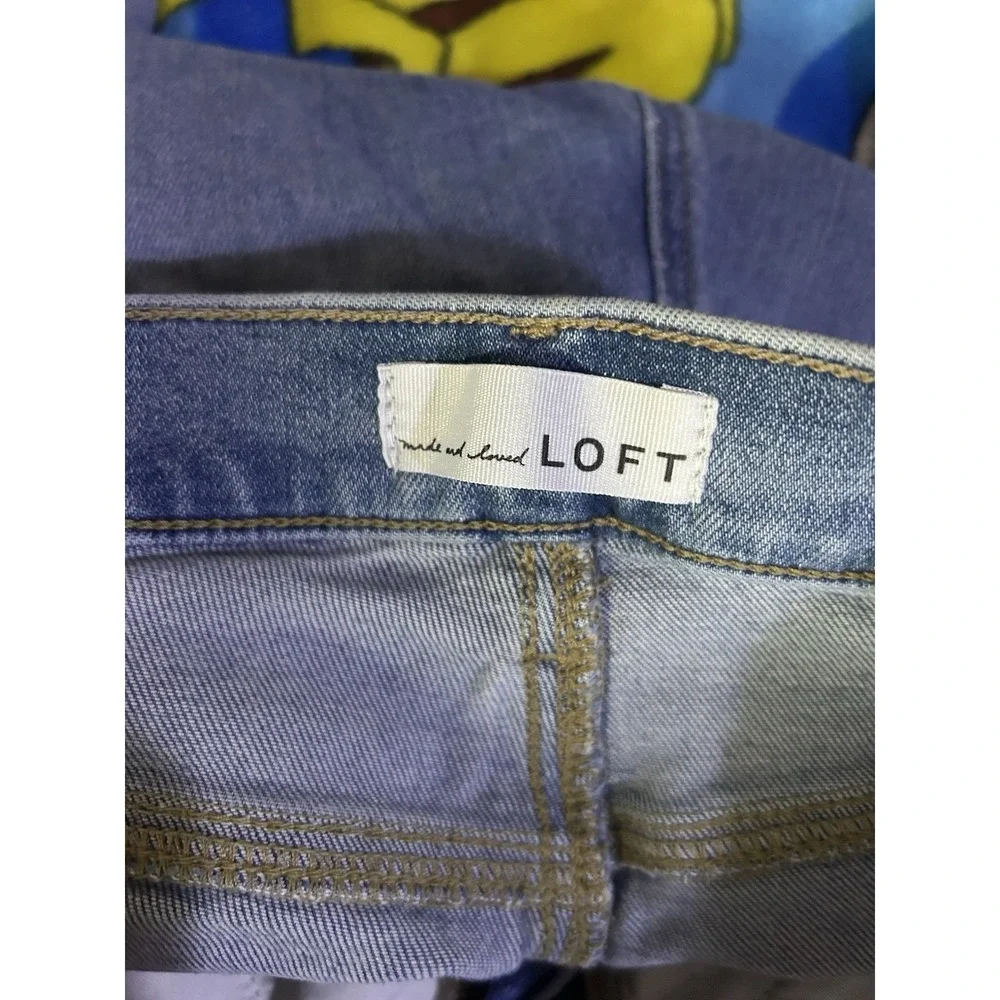 Loft The Skinny Jeans‎ Women's 29/8 Light Wash Distressed Raw Hem